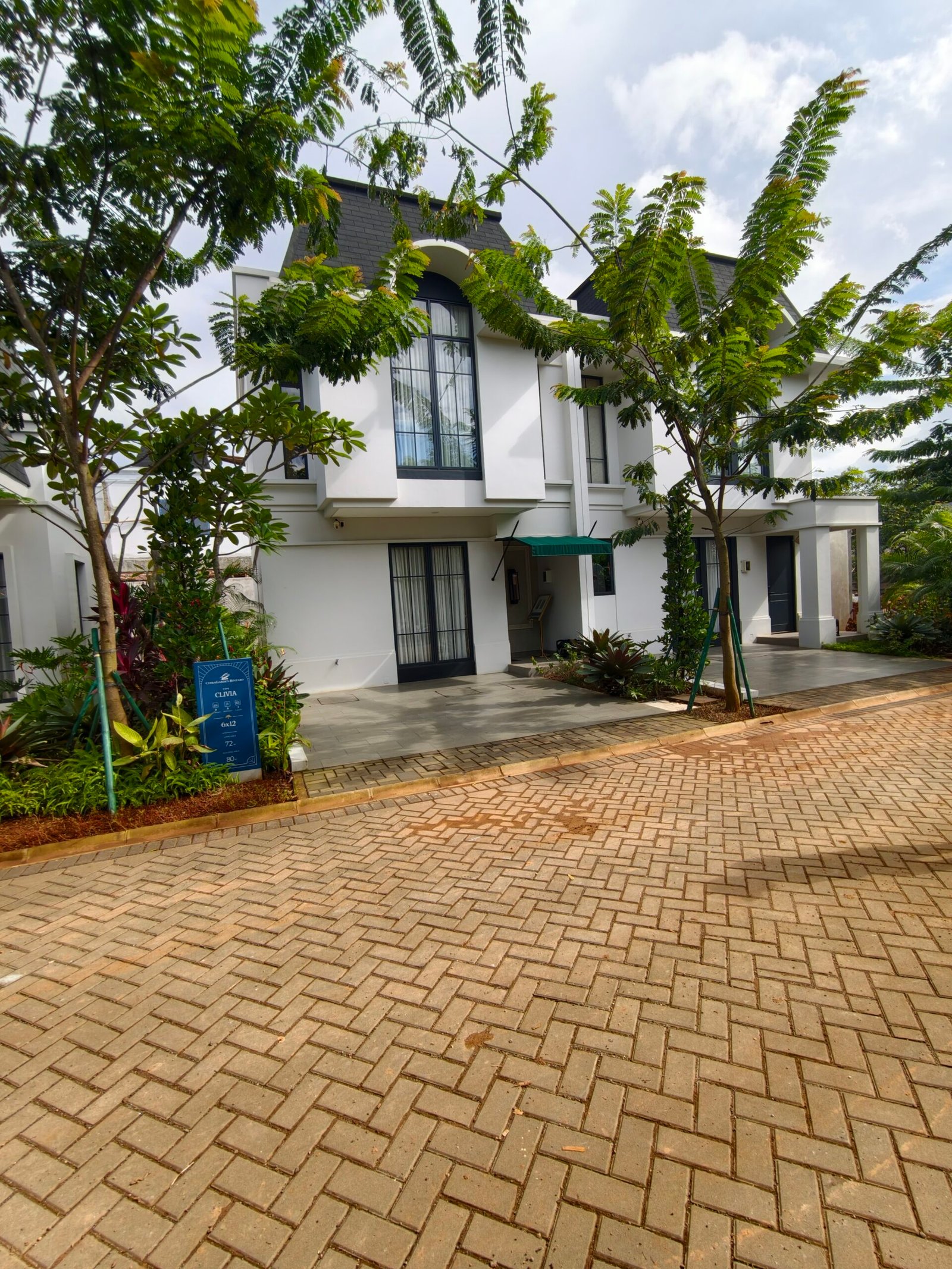 format: 0; filter: 0; fileterIntensity: 0.0; filterMask: 0; captureOrientation: 90;
runfunc: 0; algolist: 0;
isCameraSense: false;
multi-frame: 1;
brp_mask:0;
brp_del_th:0.0000,0.0000;
brp_del_sen:0.0000,0.0000;
motionR: 0;
delta:1;
bokeh:1;
module: photo;hw-remosaic: false;touch: (-1.0, -1.0);sceneMode: 13107200;cct_value: 0;AI_Scene: (-1, -1);aec_lux: 268.0;aec_lux_index: 0;albedo:  ;confidence:  ;motionLevel: -1;weatherinfo: weather?Sebagian cerah, icon:1, weatherInfo:100;temperature: 41;zeissColor: bright;