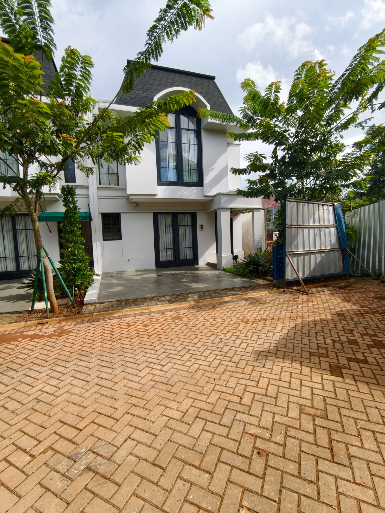 format: 0; filter: 0; fileterIntensity: 0.0; filterMask: 0; captureOrientation: 90;
runfunc: 0; algolist: 0;
isCameraSense: false;
multi-frame: 1;
brp_mask:0;
brp_del_th:0.0000,0.0000;
brp_del_sen:0.0000,0.0000;
motionR: 0;
delta:1;
bokeh:1;
module: photo;hw-remosaic: false;touch: (-1.0, -1.0);sceneMode: 13107200;cct_value: 0;AI_Scene: (23, 0);aec_lux: 108.0;aec_lux_index: 0;albedo:  ;confidence:  ;motionLevel: -1;weatherinfo: weather?Sebagian cerah, icon:1, weatherInfo:100;temperature: 42;zeissColor: bright;